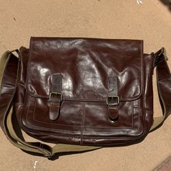 Men's Genuine Leather Laptop Messenger Briefcase 