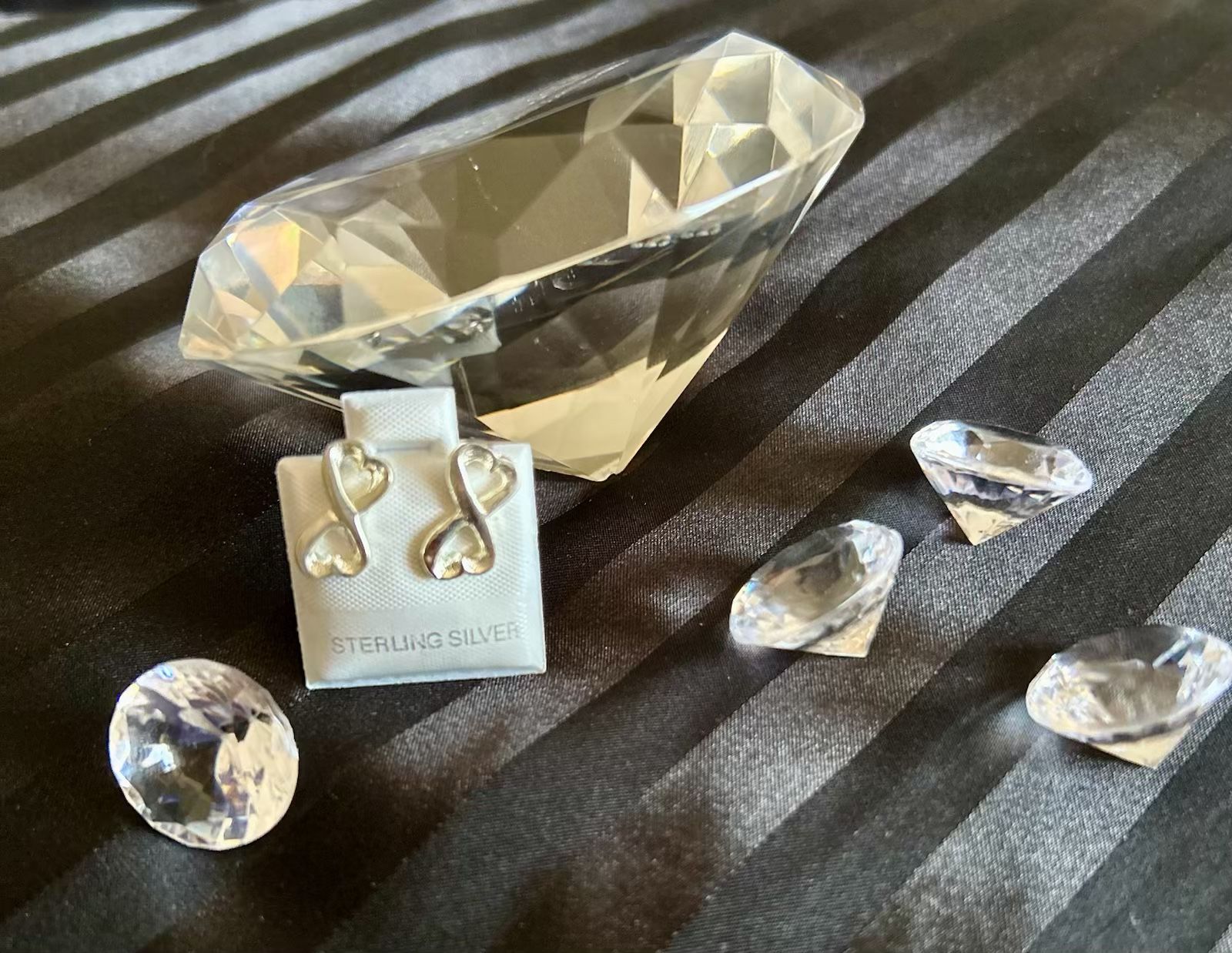Infinity Heart Earrings – .925 Silver