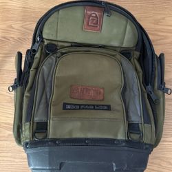 VETO PRO PAC 16 in. 32-Pkt Olive Nylon Backpack W Padded Handle;Zippered Top;Shatterproof;Waterproof;Weatherproof;Laptop Compartment