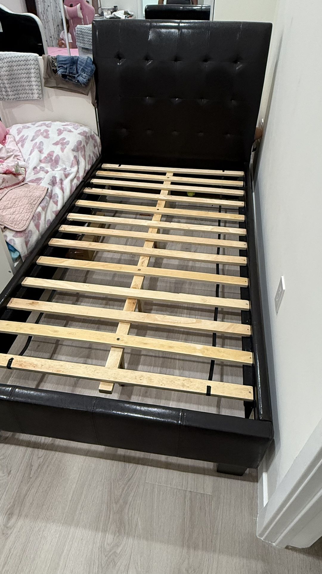 Twin Bed