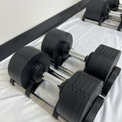 LYNX FITNESS ( BRAND NEW IN BOX ) Pair Of 50lb Adjustable Dumbbells