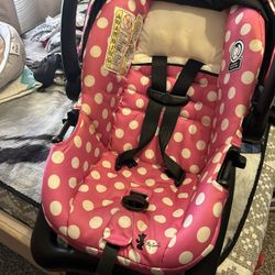 Minnie Mouse Car Seat 