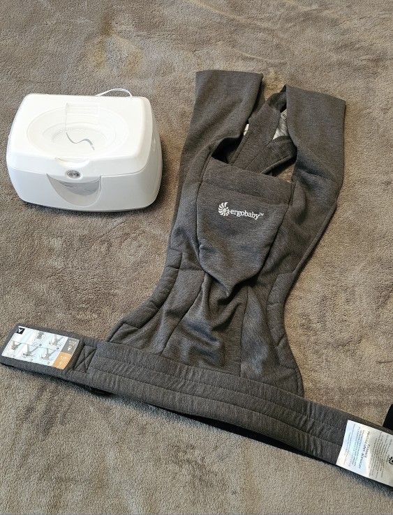 Ergobaby Heather Gray Carrier And Wipe Warmer