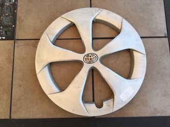 Toyota Prius 2012-2015 hubcaps