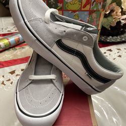 VANS PRO CLASSICS SIZE 11.5 NEW 