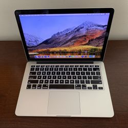 MacBook Pro Retina Late 2012, i5 2.5 GHz, 8 Gb Ram, 250 Gb Flash Storage 