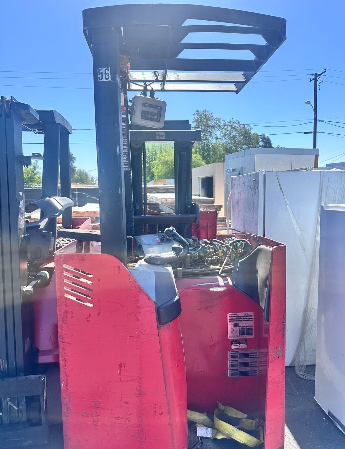 Raymond Docker Forklift