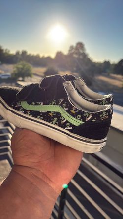 Kids Vans old skool size 2Y