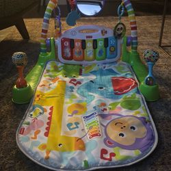 Fisher Price Baby Play Mat Deluxe Kick and Play