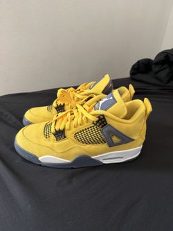 Jordan 4 lightning yellow