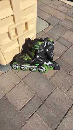 Kids Adjustable Rollerblades Size 2-5