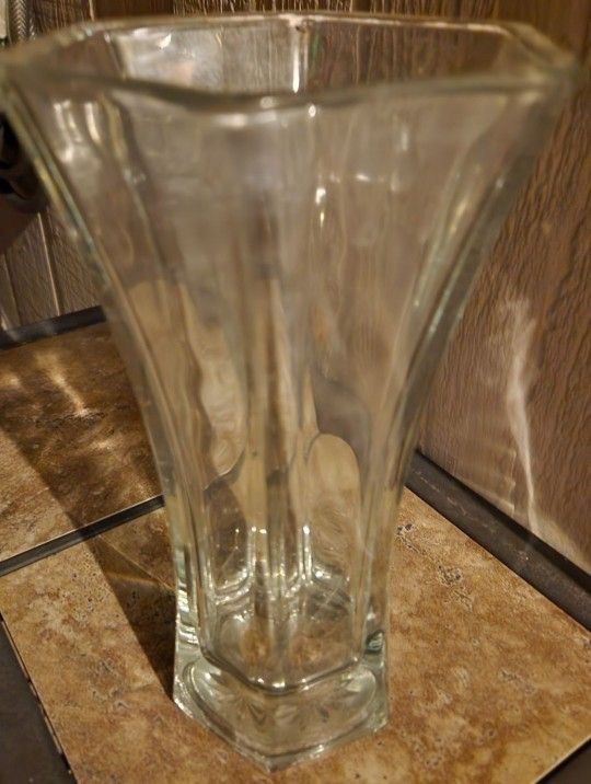 Big Glass Vas