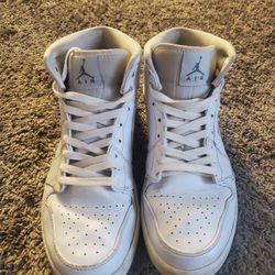Nike Air Jordan 1 Mid Shoes Sneakers White