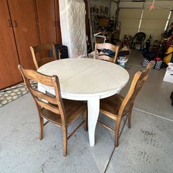 White Table With 4 Wooden Chairs 