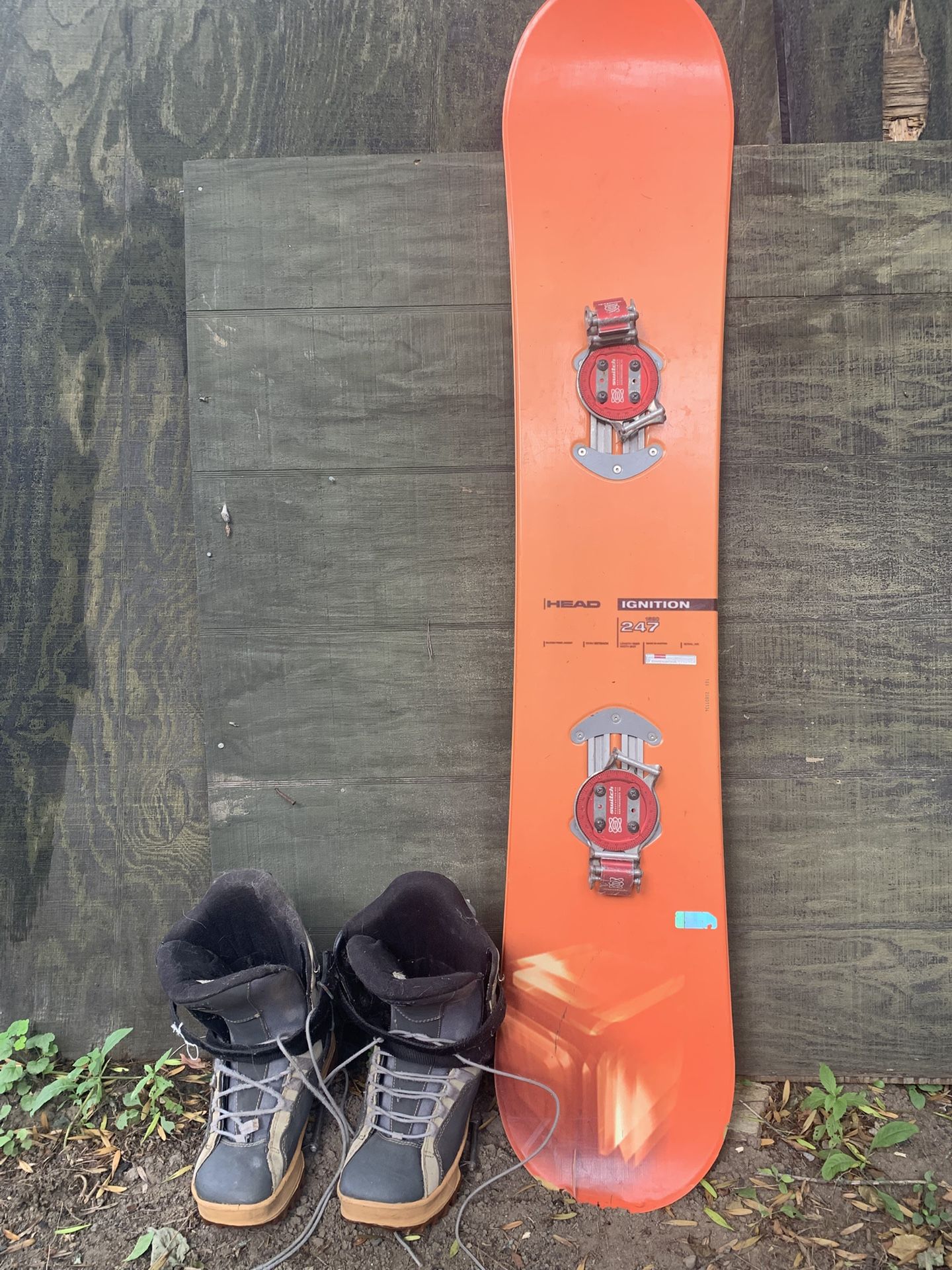 247-Head Ignition Snowboard W/ Step In Boots And Bindings