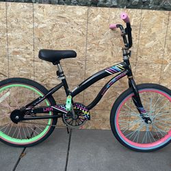 KENT- A century of cycling Little Miss Matched - TM Bicycle 