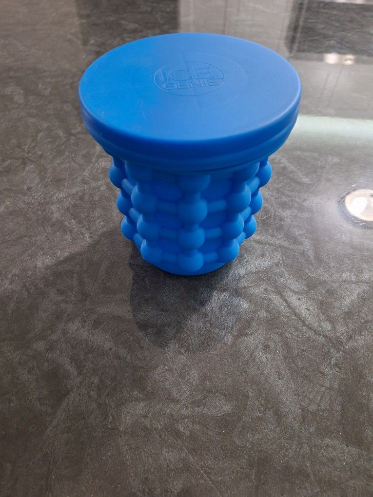 Ice Genie Ice Cube Maker/Storage