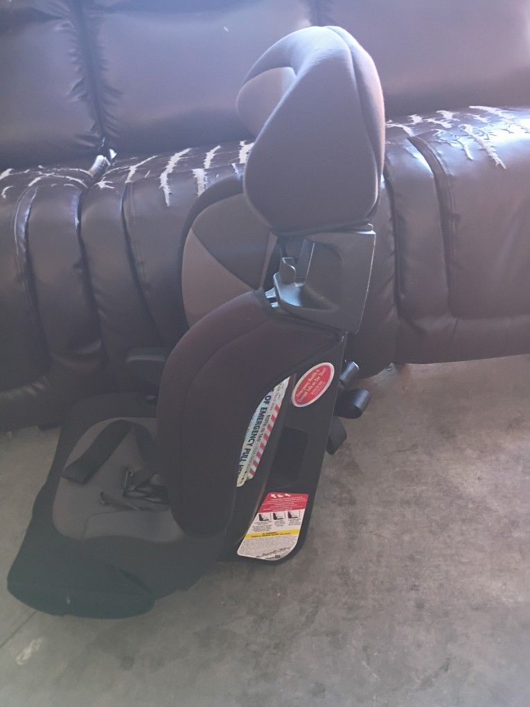 Twin Jogger Stroller And Booster Seat 3/1 And A Booster Car Seat And