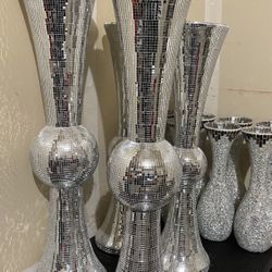Mirrored Vases 
