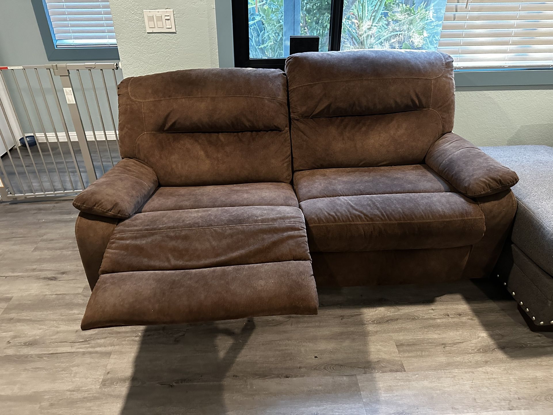 Recliner Sofa XL Metal Frame