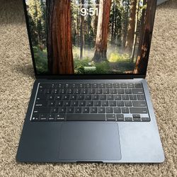 Macbook Air 13inch M4 2025