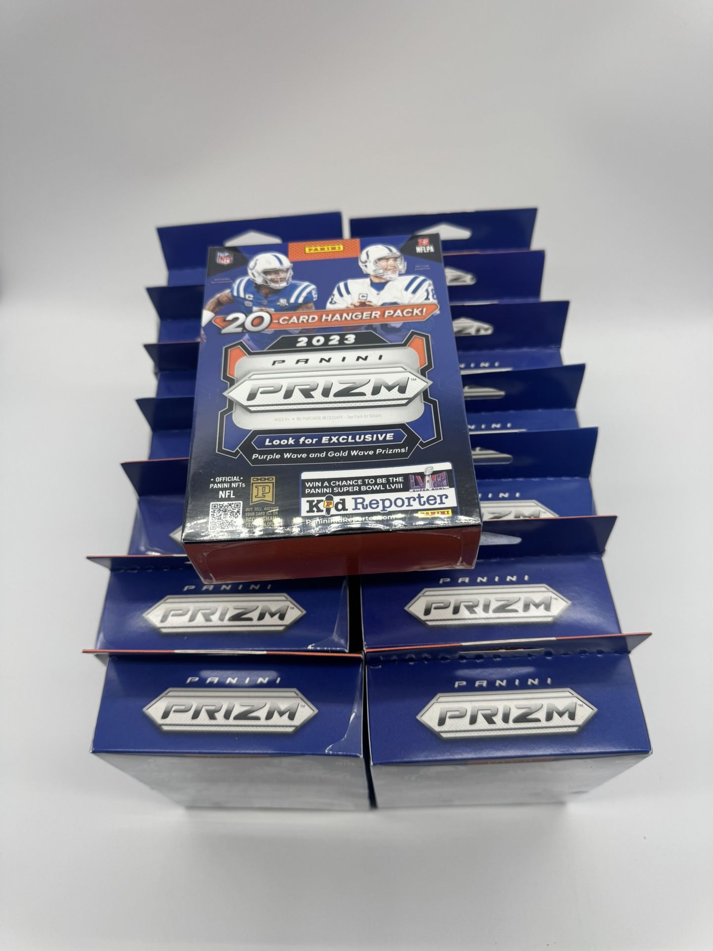 2023 Prizm NFL Football Factory Sealed Hanger Box Gold & Purple Wave LOT x15