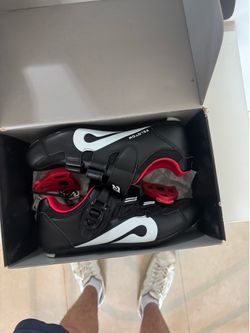 Peleton cycling shoes
