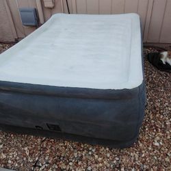 I text Inflatable  Airmattress/ Self Inflating