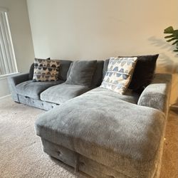 2 Pc Sectional Great Condition 