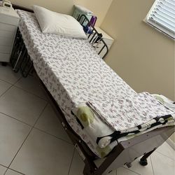 Electric hospital bed