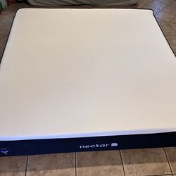King Size Bed Mattress FREE BOXSPRINGS