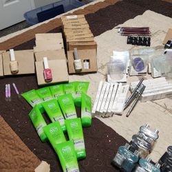 Make-up Lot