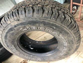 31x10.5x15 tire like new