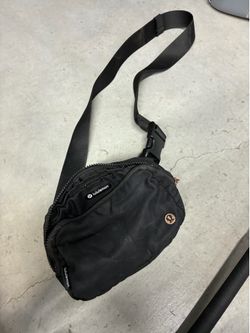 Lulu lemon Fannypack