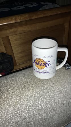Los Angeles Lakers 1988 World Champions Collector's Edition Coffee Mug new no marks color white
