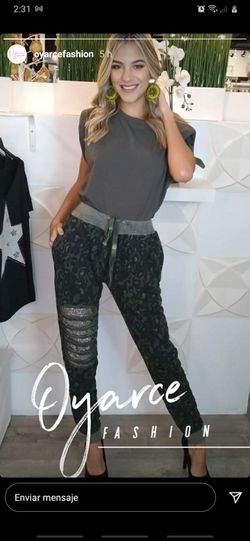 Beautiful camu joggers and shoulder pads t-shirt