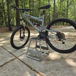 GT i-Drive 5 Large Mountain Bike