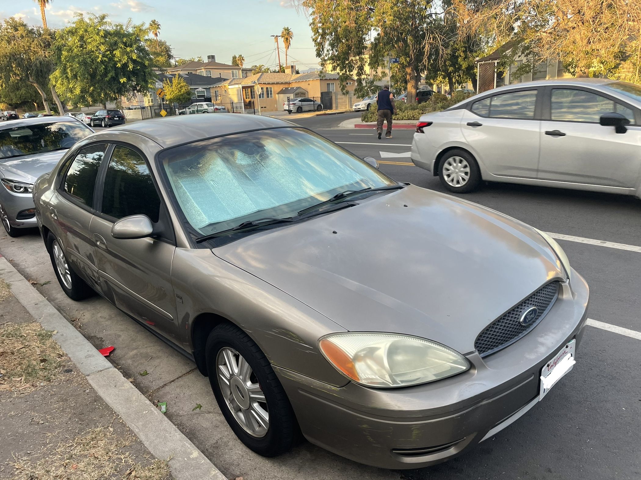 2005 Ford Taurus