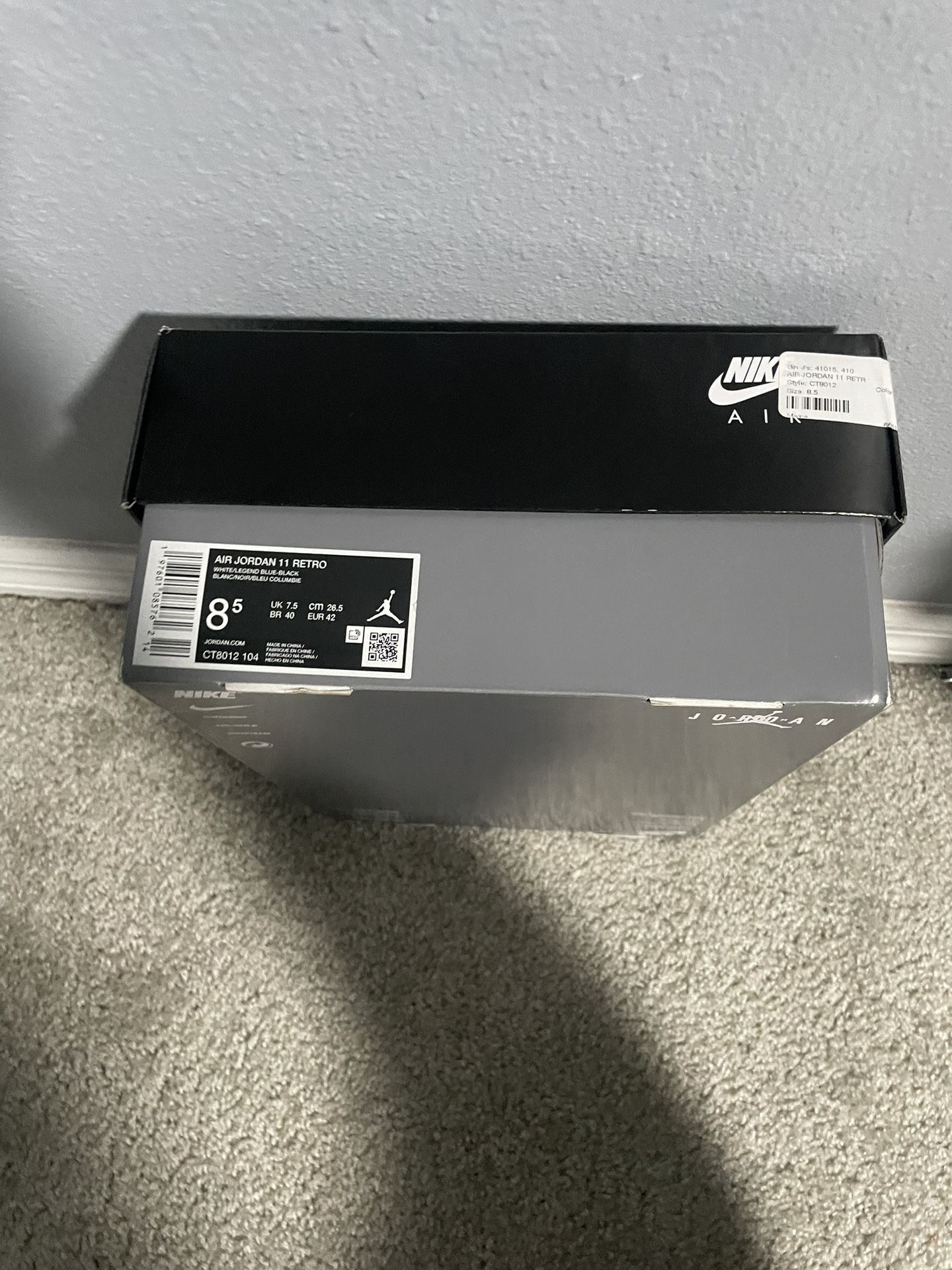 Jordan 11 Legend Blue