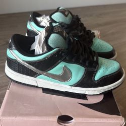Nike SB Tiffany Dunks Sz8.5