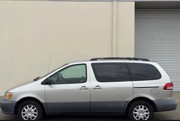 2001 Toyota Sienna