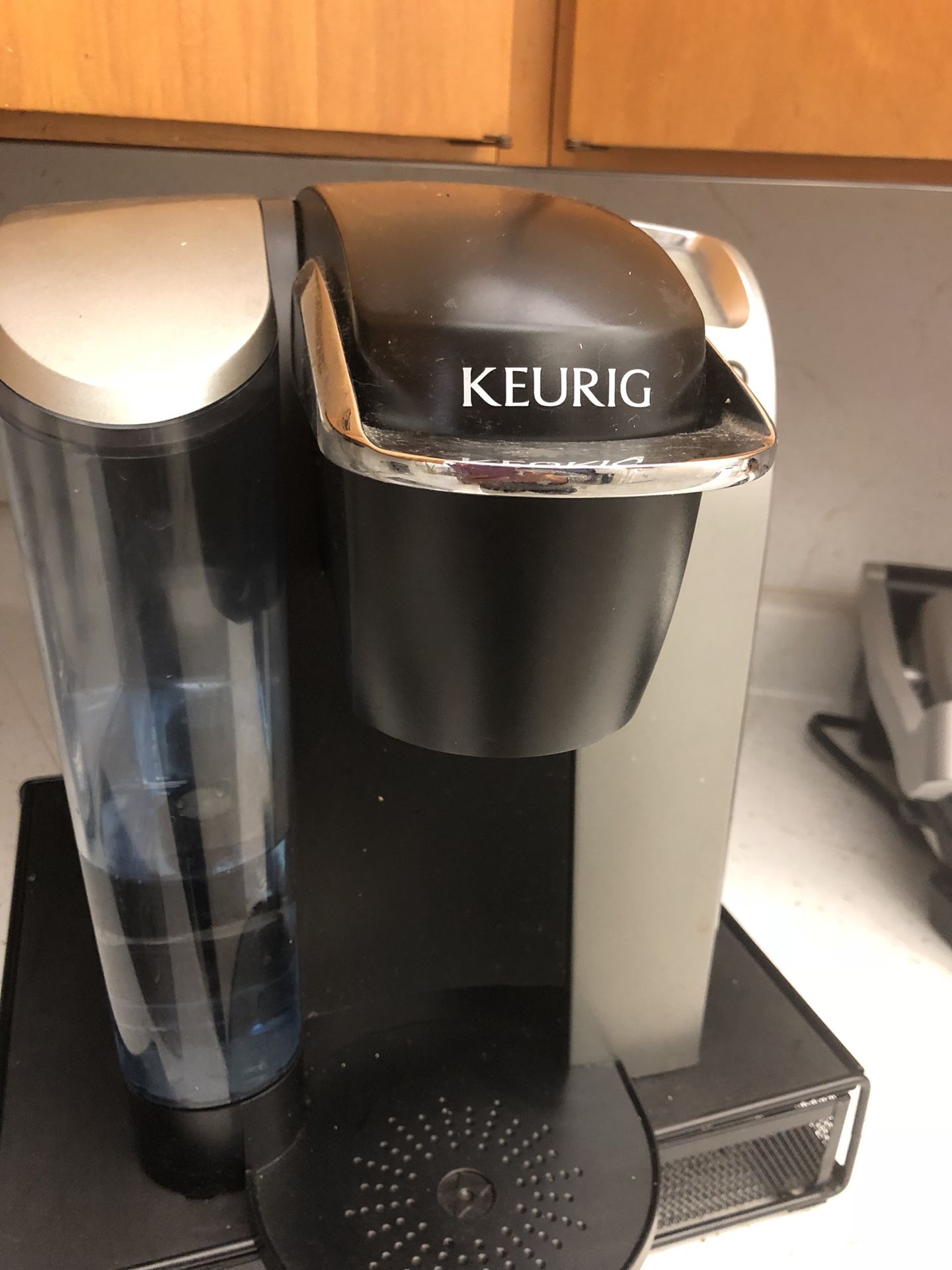 Keurig /Cafetera for Sale in Livingston, CA - OfferUp