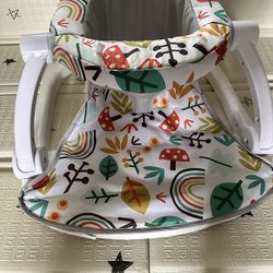 Baby floor seat