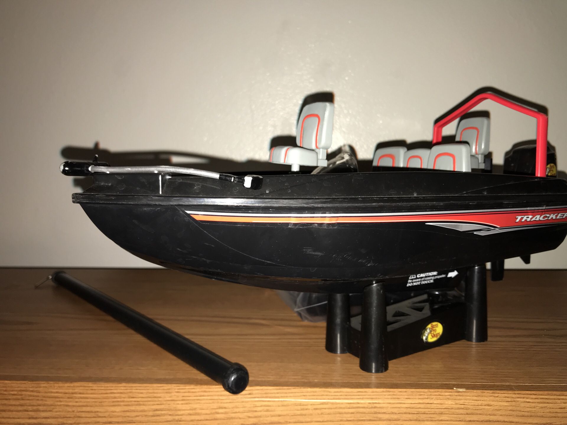 Bass Pro remote control fishing boat for Sale in Fresno, CA - OfferUp