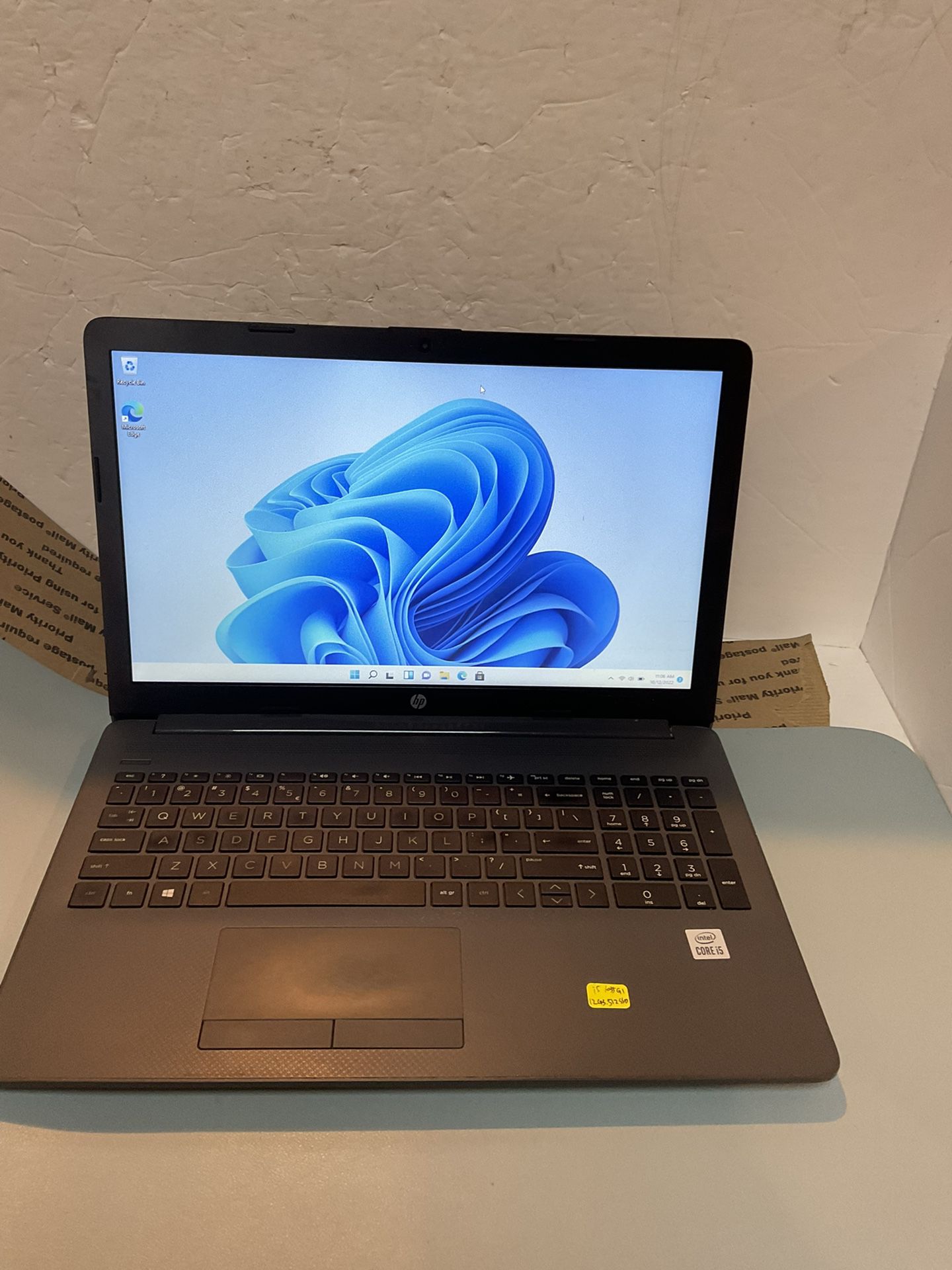 HP 250 G7 i5-1035G1 10th Gen i5 12 GB DDR4 512 GB Ssd Win 11 Pro w/ AC Adapter.  Physical Condition There are a scratches on this unit. Overall condit