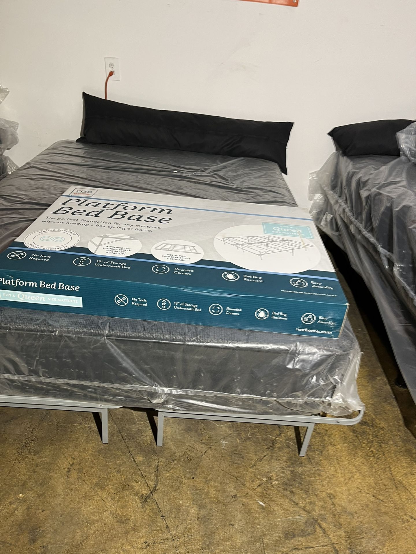 Queen Platform Bed Frame & queen mattress