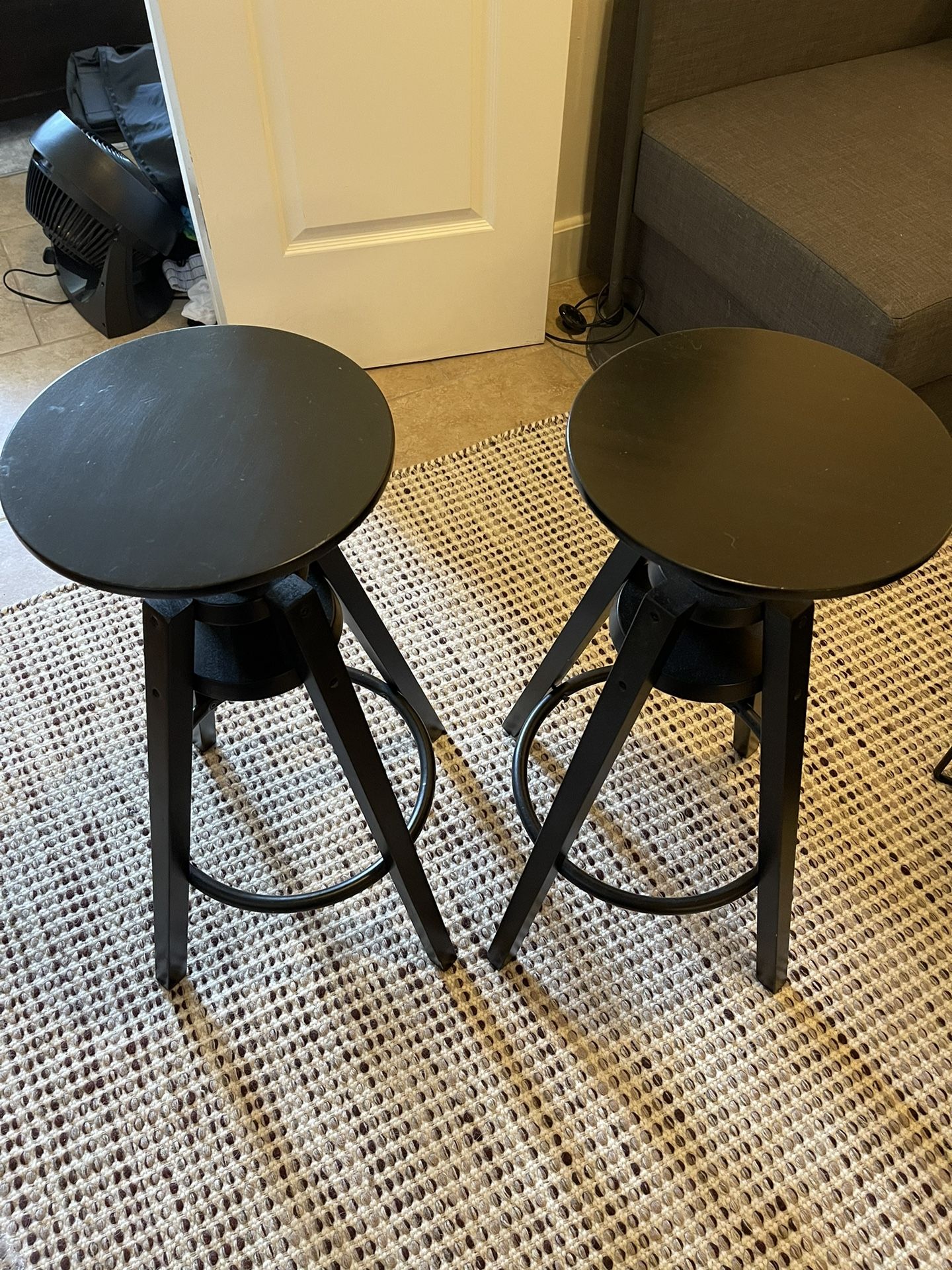Bar Stools - IKEA (DALFRED) Black