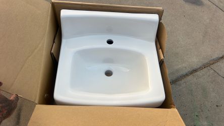 Sink wall mount