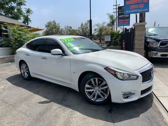 2019 Infiniti Q70