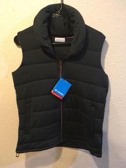Brand new Columbia vest